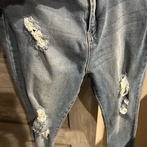 Judy Blue Women's cropped jeans sz.13( 31 waist)